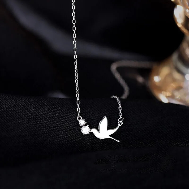 Korean Silver Color Cute White Dove Necklace for Women Fashion Simple Temperament Zircon Clavicle Chain Necklace Jewlery