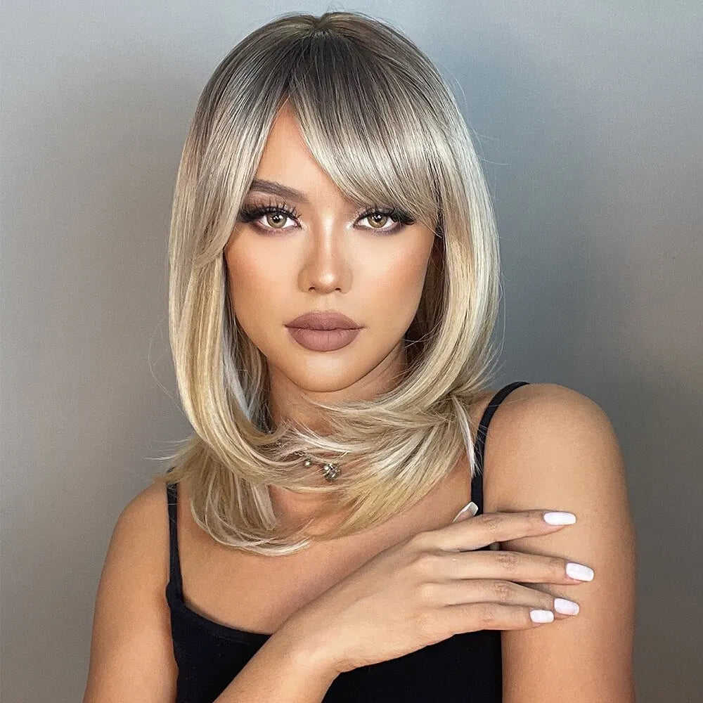Short Straig e Heat Resistant Wig