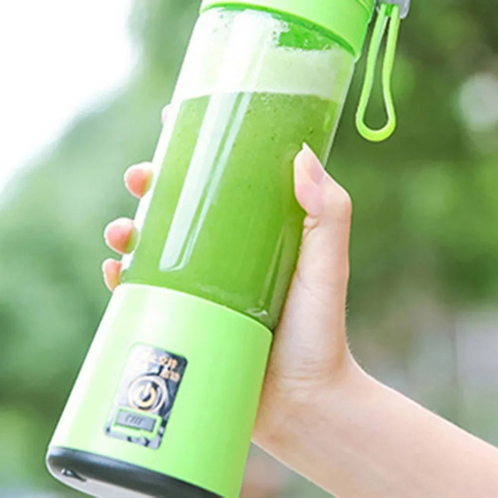 Portable Size USB Electric Fruit Juicer Handheld Smooble Mini Portable Juice