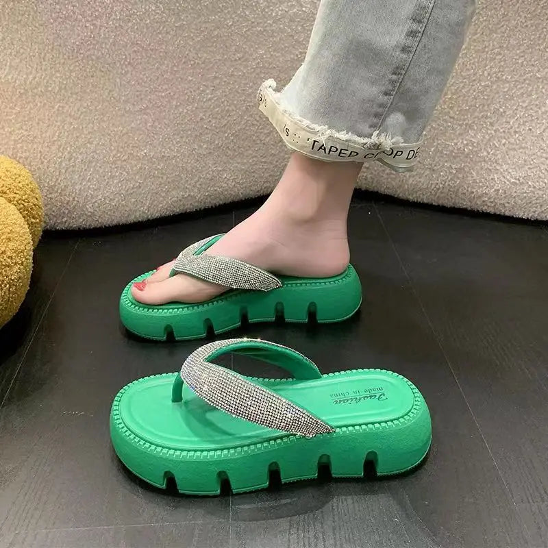 Woman 2024 Trend Rhinestone Flip-flop Slippers Thick Soles Outdoor Wear Fashionable Beach Shoes Indoor Anti Slip Sandals Shoes