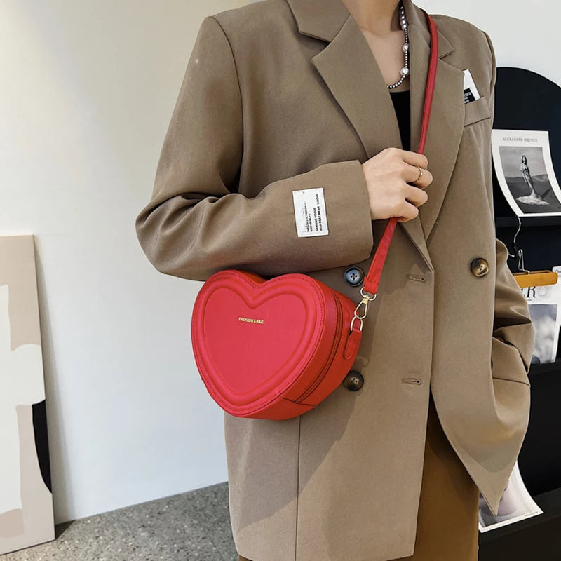 Hot Sale Heart Shape Crossbody Bags For Women Solid Pu Handbags